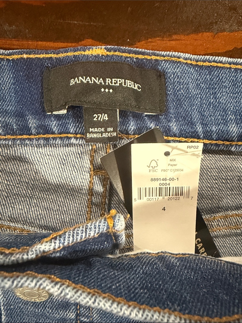 Banana Republic Mid-Length Button-Front Denim Skirt in Deep Blue size 27/4 - Picture 3 of 7